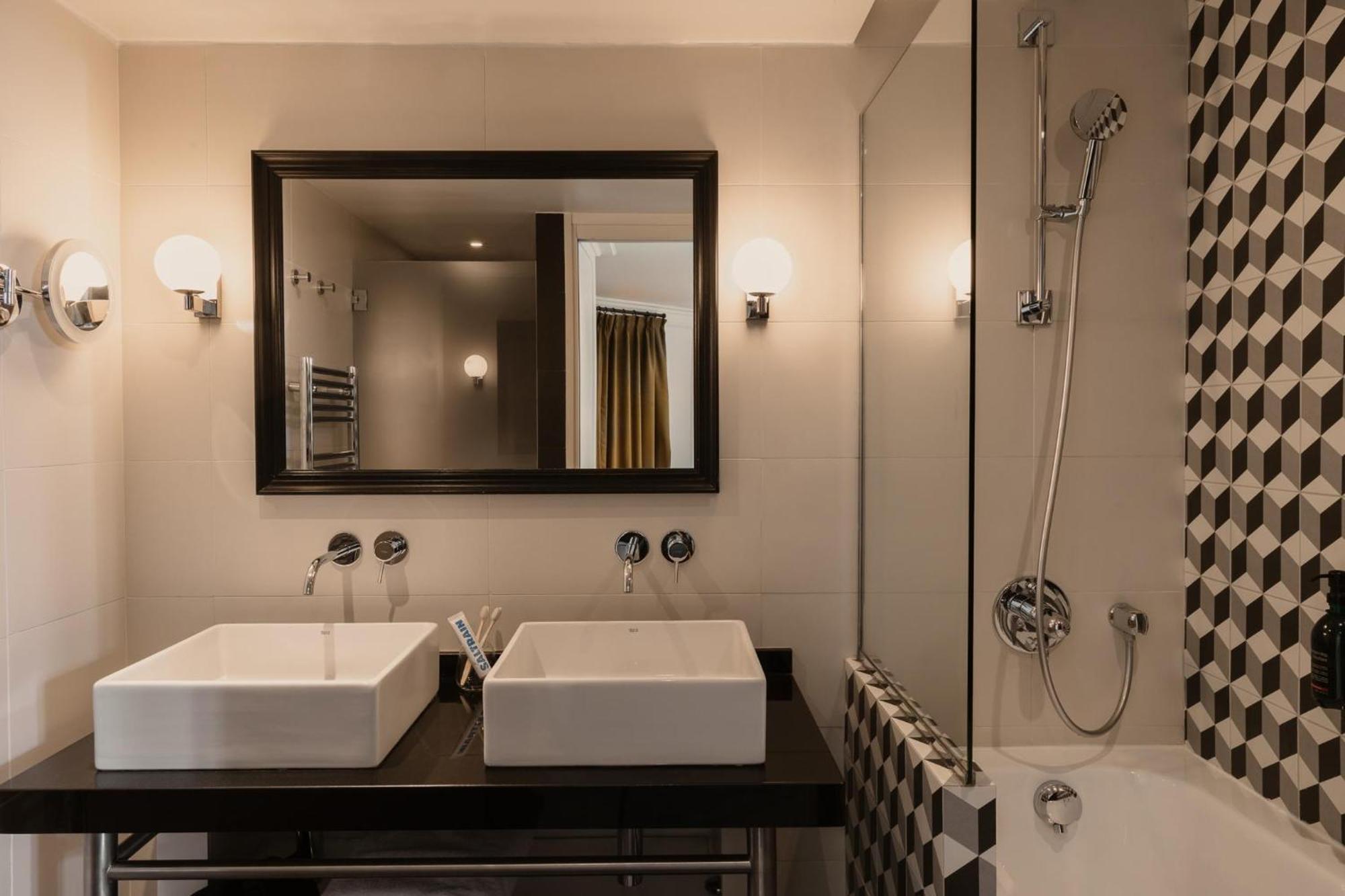 Hotel Bourgogne & Montana Párizs Kültér fotó